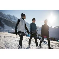 Jak se vybavit na běžky? Přehled výbavy pro začátečníky i pokročilé